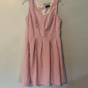 Nine West Seersucker striped red and blue dress, Size 6.
